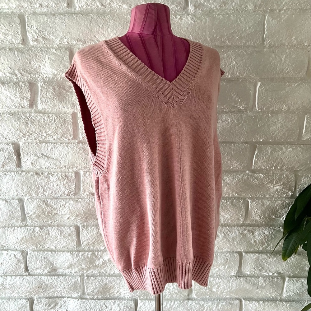 Zara Pink V-Neck Sleeveless Sweater S-2